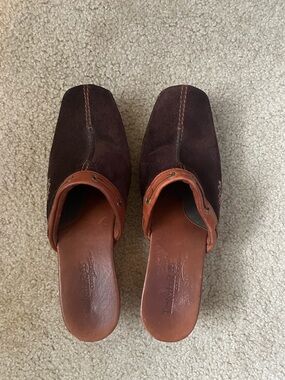Timberland Brown Suede Leather Trim Clogs Sz 7.5